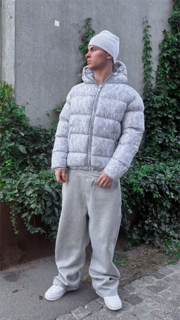 Syna Puffer: The Ultimate Guide to Style, Comfort, and Versatility syna puffer